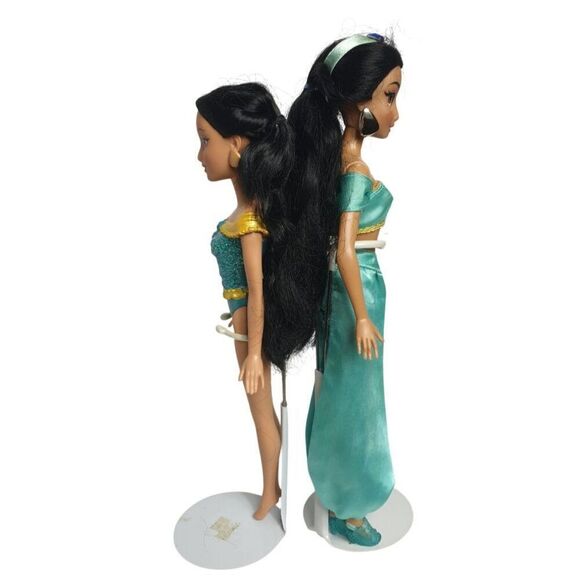 Disney Princess Jasmine Dolls Set Disney Store Aladdin Teal Outfit Gold earrings - Picture 4 of 6